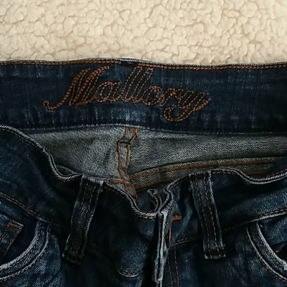 Jeans - Picture 2 of 3